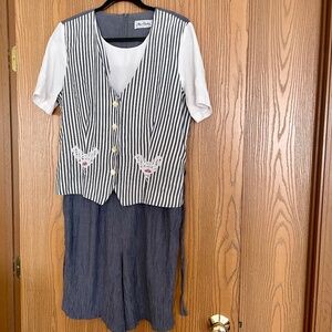VINTAGE MISS DORBY SHORTS ROMPER JUMPER 1 PIECE FAUX VEST SHIRT & SHORTS SIZE L